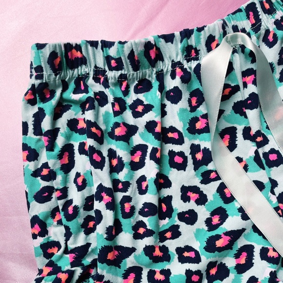 Turquoise Leopard Print Elastic Sleepwear Shorts Size M - Picture 3 of 3
